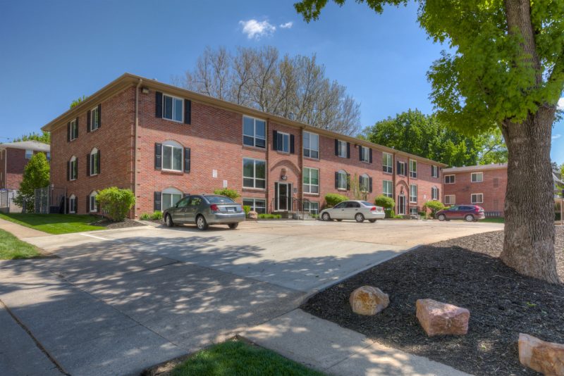 423 N 40th Street #7_01-exterior